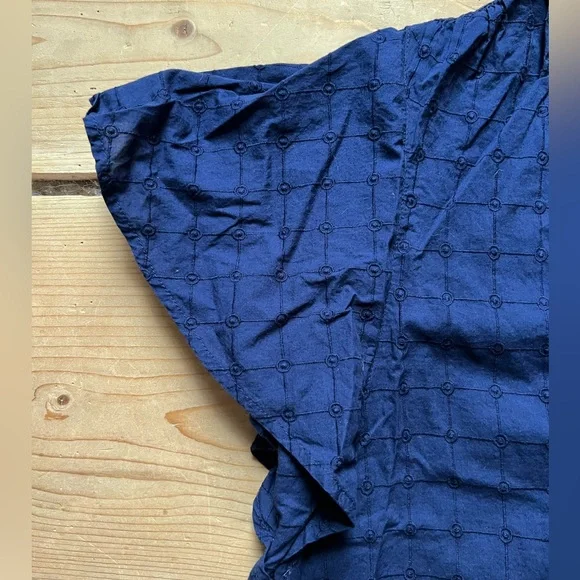 Gap top - Picture 2 of 5